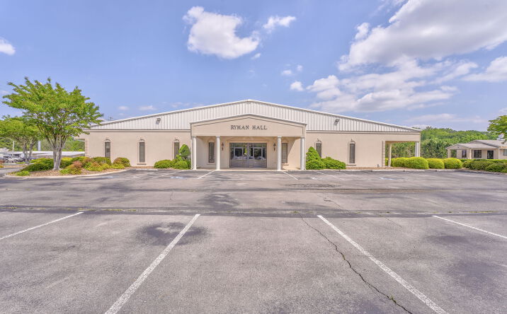 Pictures of Mixed Use, Office property located at 2203 S Dixie Hwy, Dalton, GA 30721 for sales - image #1