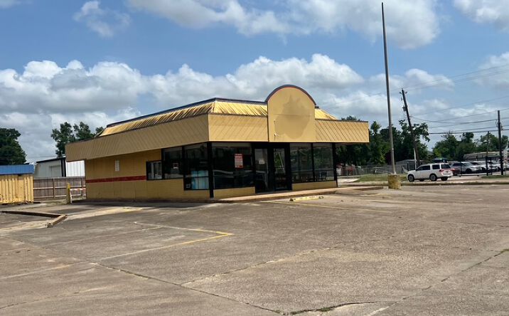 Pictures of Mixed Use, Office, Retail, Special Purpose property located at 2401 Shaver St, Pasadena, TX 77502 for sales - image #1