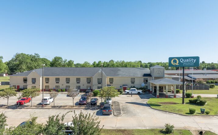 Pictures of Hospitality property located at 120 Highway 21 S, Monroeville, AL 36460, Monroeville, US 36460 for sales - image #1