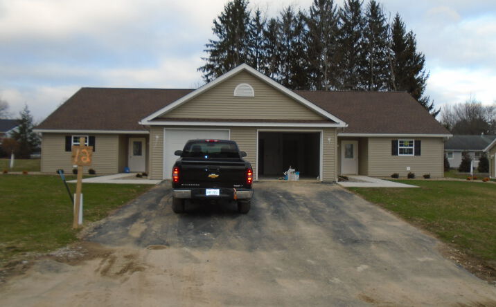 Pictures of Multifamily, Senior Living property located at Columbiana, Columbiana, OH 44408 for sales - image #1