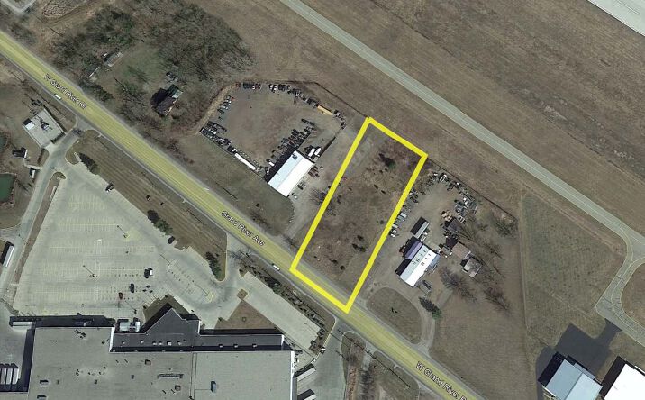 Pictures of Land property located at W Grand River Ave, Howell, MI 48843 for sales - image #1