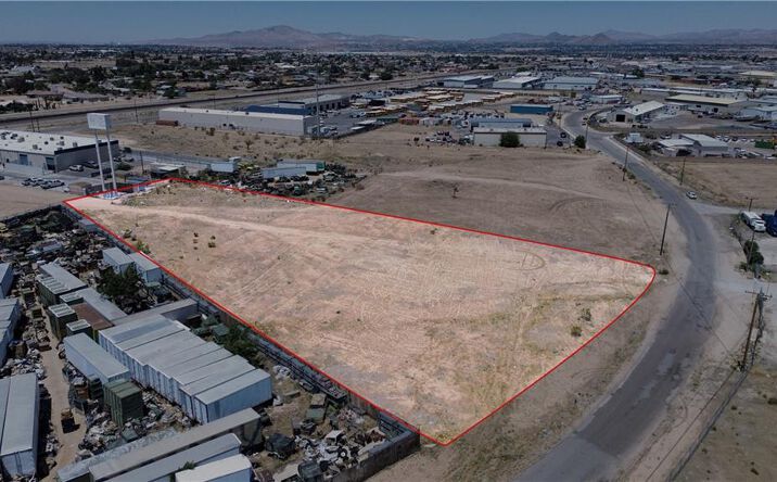 Pictures of Land property located at 0 Darwin, Hesperia, CA 92345 for sales - image #1