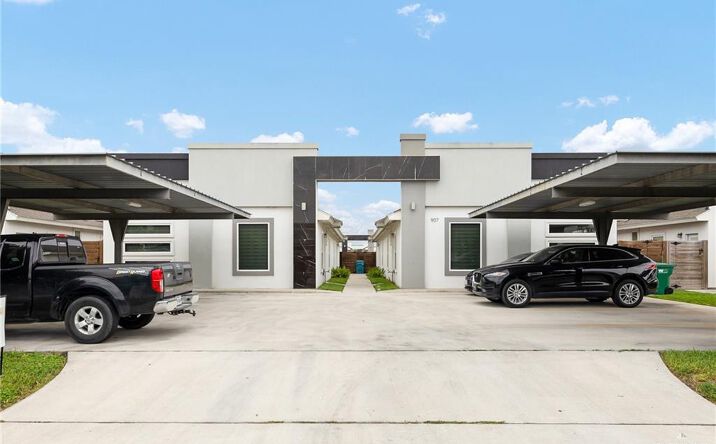 Pictures of Multifamily property located at 907 W Carmel Avenue, Pharr, TX 78577 for sales - image #1