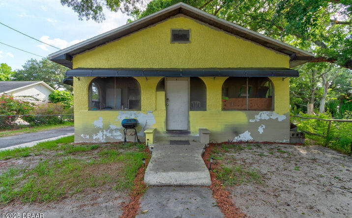 Pictures of Multifamily property located at 326 Jefferson Street, Daytona Beach, FL 32114 for sales - image #1