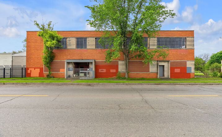Pictures of Industrial property located at 8616 Grinnell Ave, Detroit, MI 48213 for sales - image #1