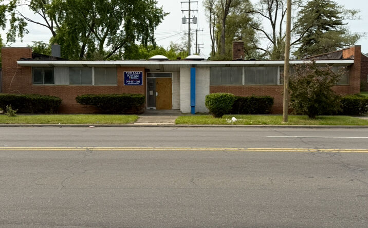 Pictures of Office property located at 15121 W. McNichols st, Detroit, MI 48235 for sales - image #1