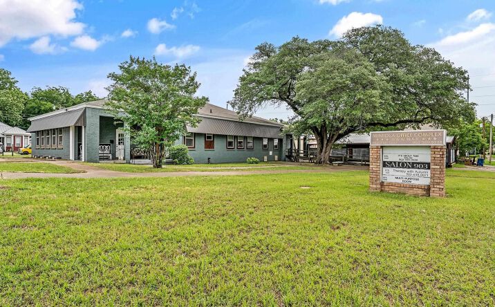 Pictures of Land property located at 406 W Blair St., Mineola, TX 75773 for sales - image #1