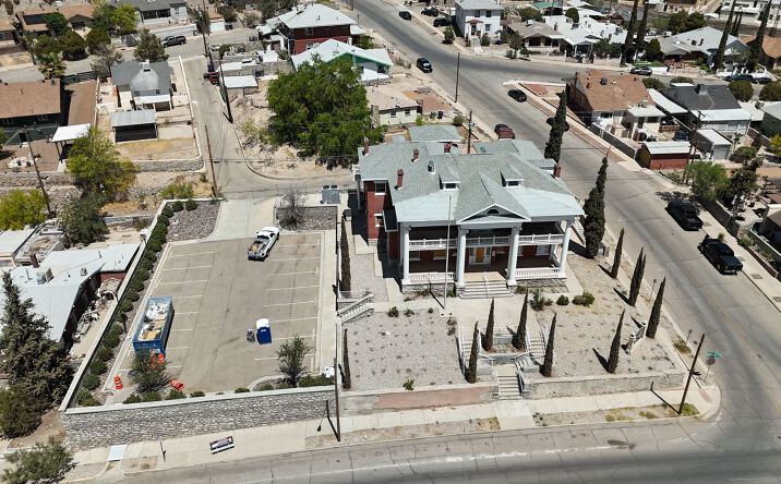 Pictures of Office property located at 1725 Arizona Ave., El Paso, TX 79902 for sales - image #1