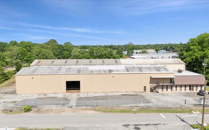 Pictures of Industrial property located at 695 Pinchback Rd, Beaumont, TX 77707 for sales - image #1