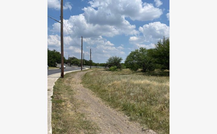 5611 Stahl Rd, San Antonio, TX 78247 | Crexi.com