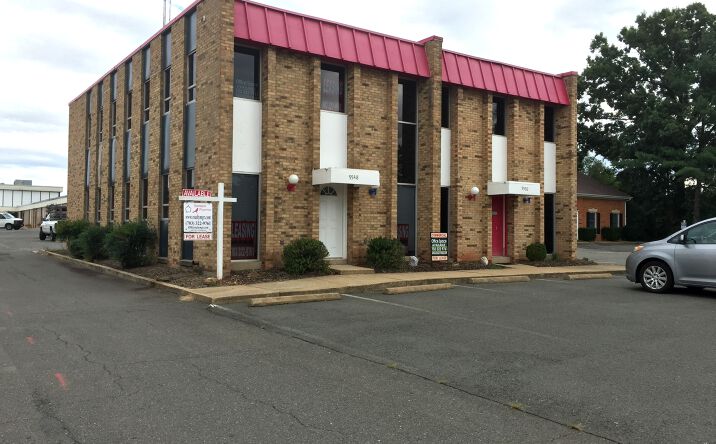 Pictures of Office, Retail property located at 9548 Surveyor Ct, Manassas, VA 20110 for sales - image #1