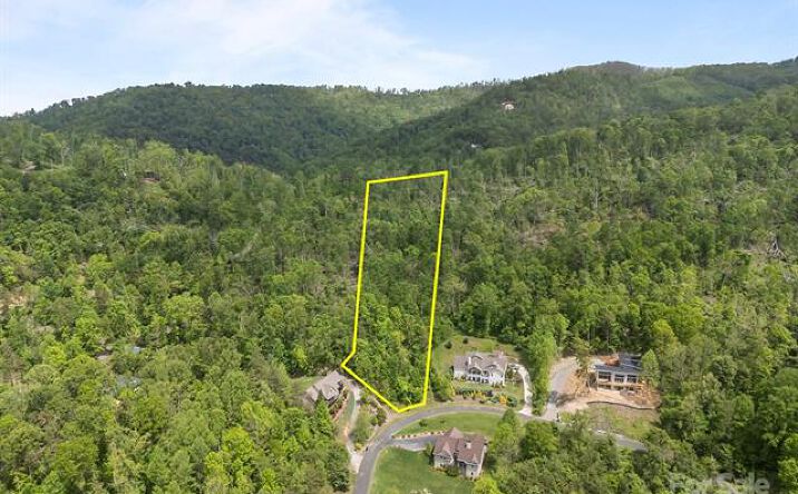 Pictures of Land property located at 46 Hawtree Ct, Weaverville, NC 28787 for sales - image #1