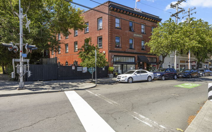 Pictures of Office, Retail, Hospitality property located at 1 W Richmond Ave, Richmond, CA 94801, Richmond, CA 94801 for sales - image #1