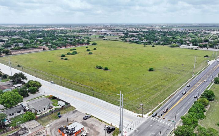 Pictures of Land property located at Greenwood Dr, Corpus Christi, TX 78416 for sales - image #1