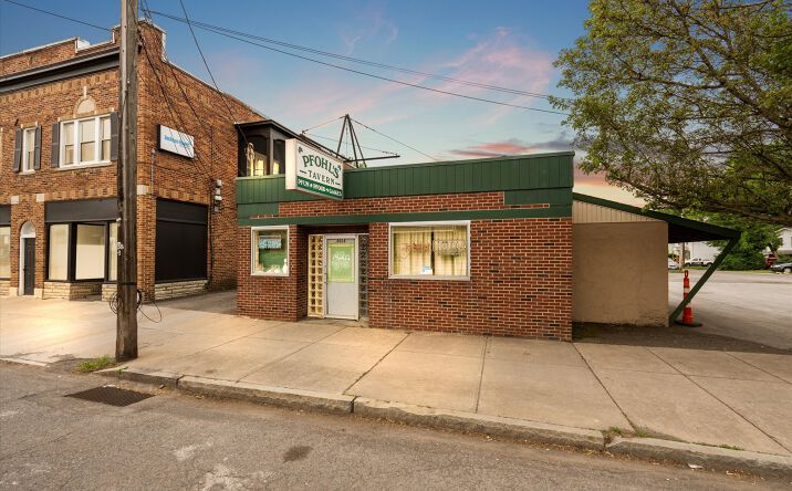 Pictures of Business for Sale, Hospitality, Retail property located at 4600 S Salina St, Syracuse, NY 13205 for sales - image #1