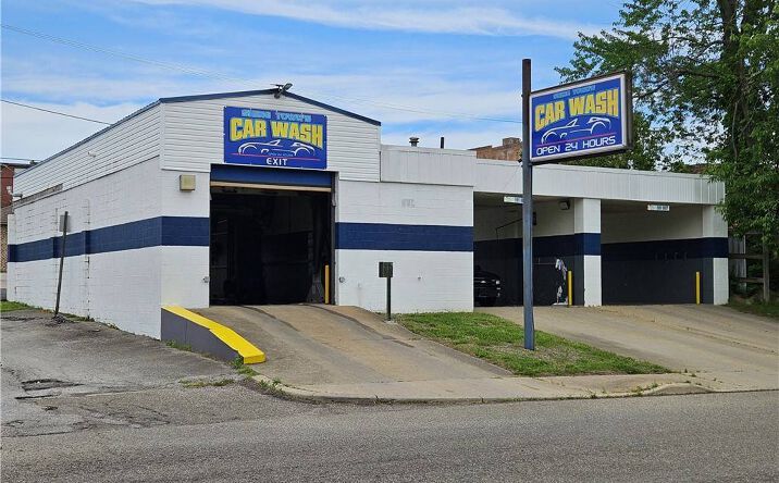 Pictures of Retail, Special Purpose property located at 121 W 3rd St, East Liverpool, OH 43920 for sales - image #1