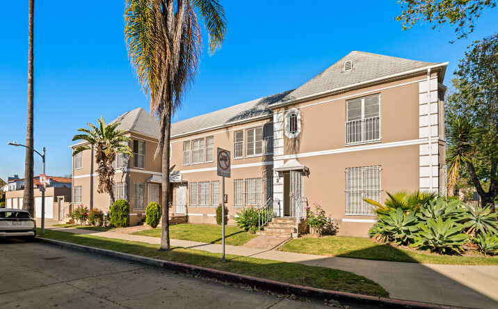 Pictures of Multifamily property located at 4196 5th Ave, Los Angeles, CA 90008 for sales - image #1