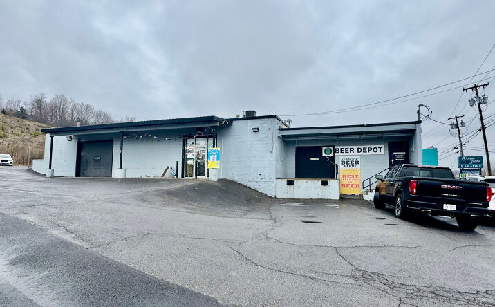 Pictures of Retail property located at 102 Headson Dr, Syracuse, NY 13214 for sales - image #1