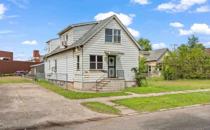 Pictures of Multifamily property located at 2020 Connecticut Street, Gary, IN 46407 for sales - image #1