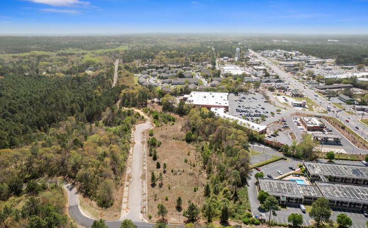 Pictures of Land property located at 1930 N Poplar St, Aberdeen, NC 28315 for sales - image #1