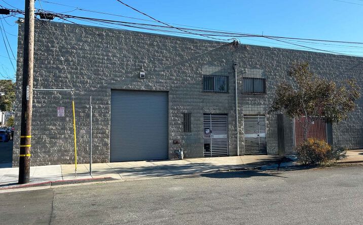 Pictures of Industrial property located at 1190B Shafter Ave, San Francisco, CA 94124 for sales - image #1