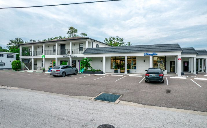 Pictures of Mixed Use, Office, Retail property located at 400 Indian Rocks Rd N, Belleair Bluffs, FL 33770 for sales - image #1