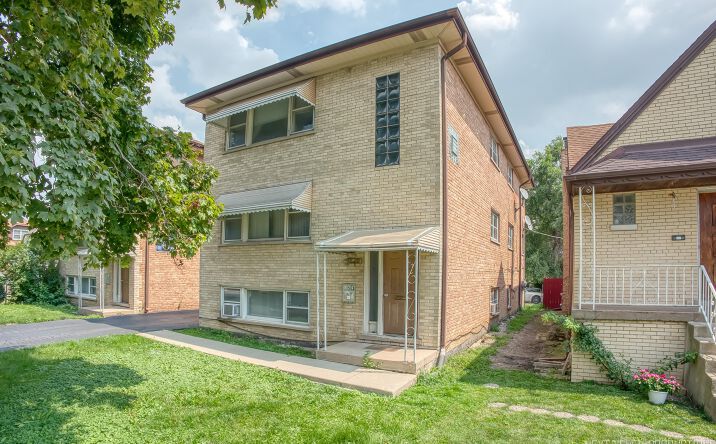Pictures of Multifamily property located at 1617 35th Ave, Melrose Park, IL 60160 for sales - image #1