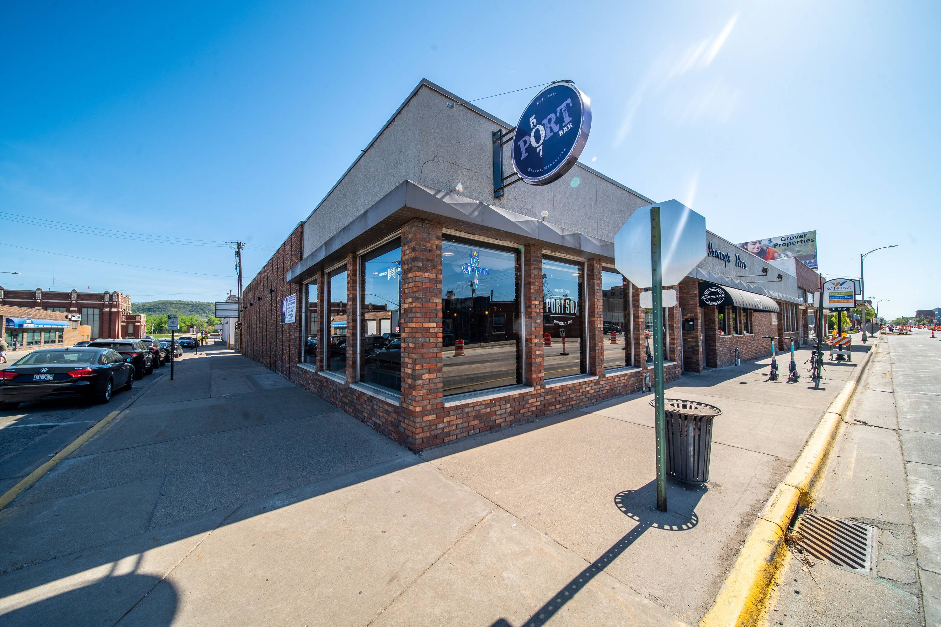 128 W 2Nd St, Winona, MN 55987