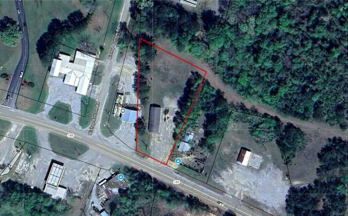 Pictures of Retail property located at 950 Old Fort Rd, Fort Deposit, AL 36032 for sales - image #1