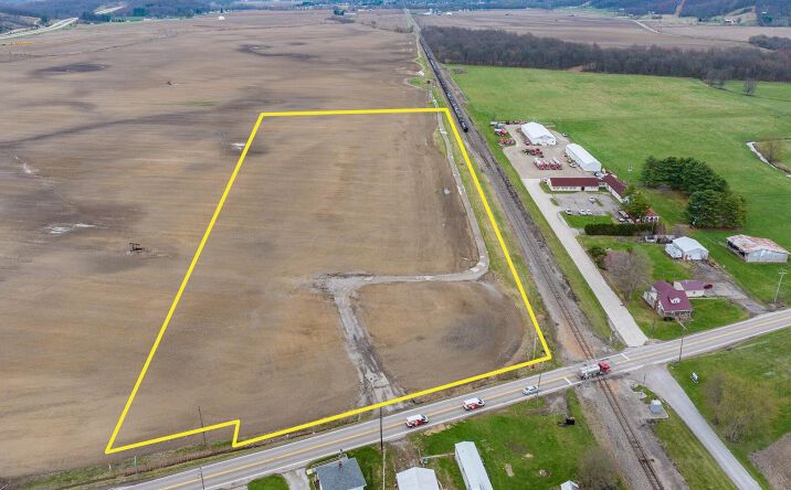 Pictures of Land property located at 9360 Black Run Road, Frazeysburg, OH 43822 for sales - image #1
