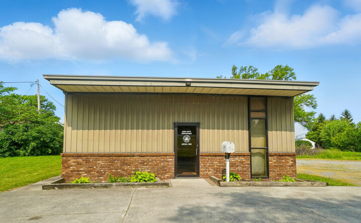 Pictures of Mixed Use, Office, Retail, Special Purpose property located at 1007 N Center St, Lima, OH 45801, 1007 N Center Street, Lima, OH 45801 for sales - image #1
