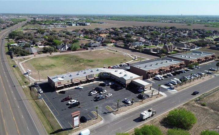 Pictures of Office property located at 2542 Central Palm Drive, Rio Grande City, TX 78582 for sales - image #1