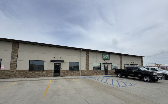 Pictures of Industrial property located at 2908 Morrison Ave, Bismarck, ND 58501 for sales - image #1