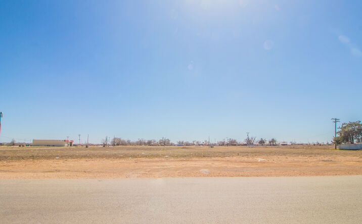Pictures of Land property located at 1508 E 74th St, Lubbock, TX 79404 for sales - image #1