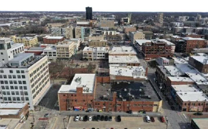 Pictures of Hospitality, Mixed Use, Office, Retail property located at 132 Park Central Square, Springfield, MO 65806 for sales - image #1