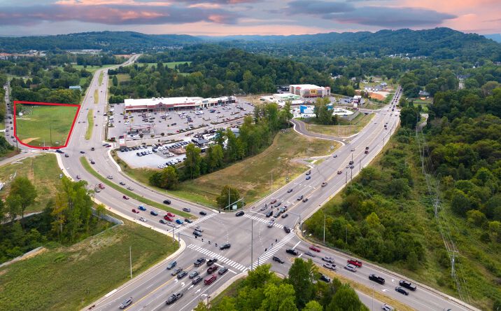 Pictures of Land, Office, Retail property located at 6800 Ball Camp Pike, Knoxville, TN 37931 for sales - image #1