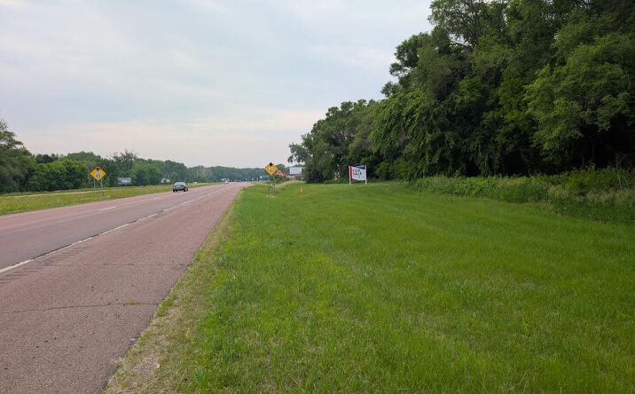 Pictures of Land property located at 1303 Old Minnesota Ave, Saint Peter, MN 56082 for sales - image #1