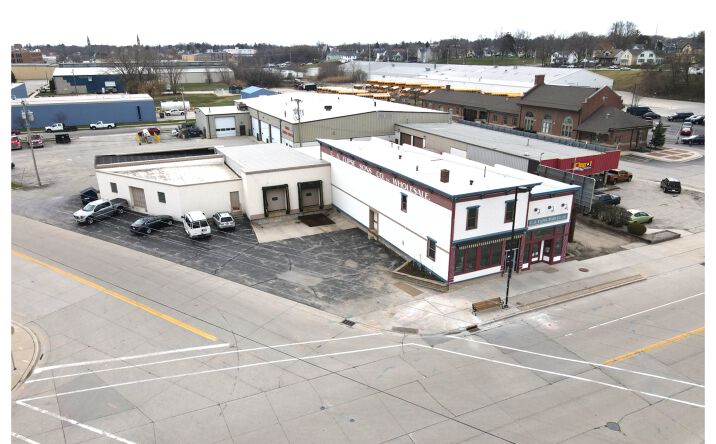 Pictures of Business for Sale property located at 1119 Pennsylvania Avenue, Sheboygan, WI 53081 for sales - image #1