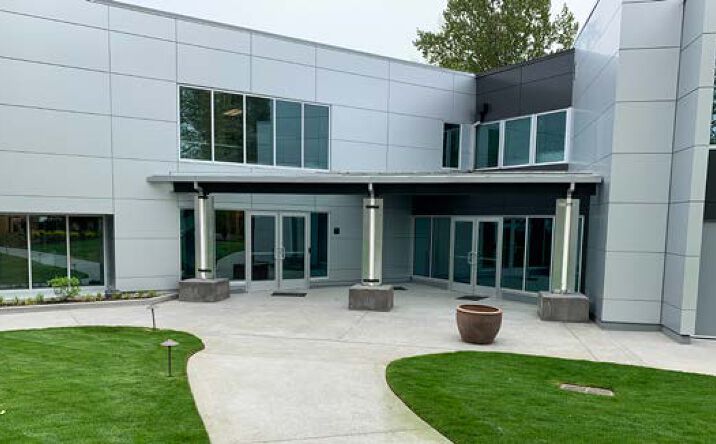 Pictures of Office property located at 733 7th Ave, Kirkland, WA 98033 for sales - image #1