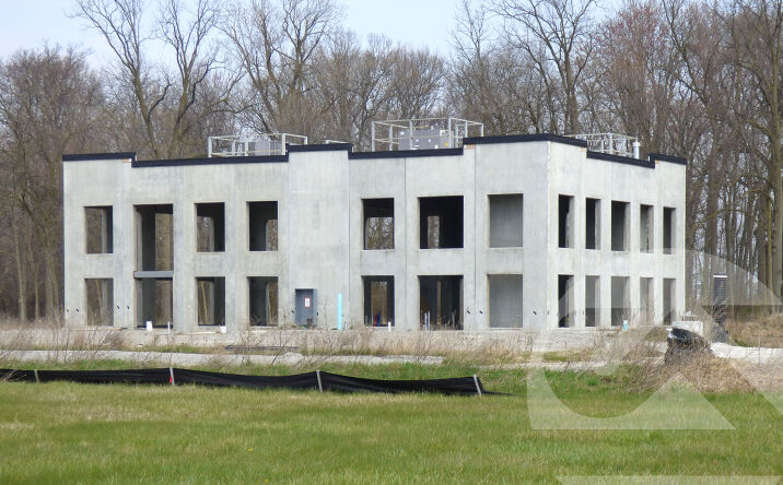 Pictures of Retail property located at 1355 Arrowhead Dr, Maumee, OH 43537 for sales - image #1