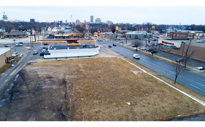 Pictures of Land property located at 1325 S 5TH Street, Springfield, IL 62703 for sales - image #1