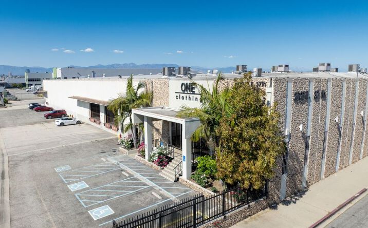 Pictures of Industrial property located at 2121 E 37th St, Vernon, CA 90058 for sales - image #1