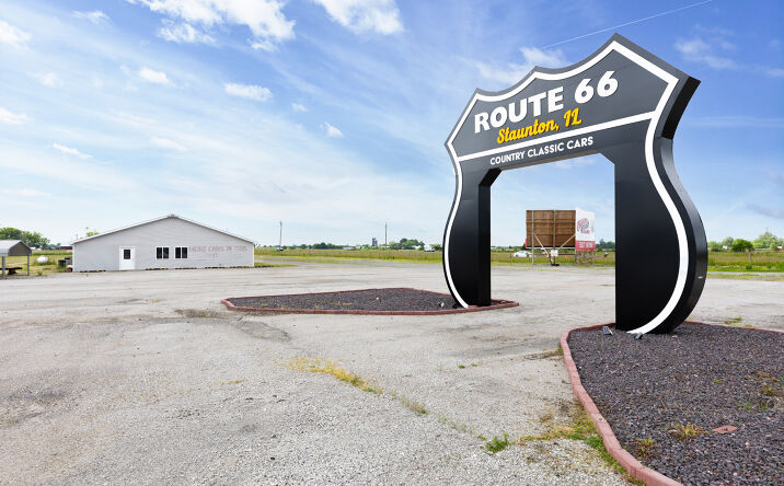 Pictures of Special Purpose property located at 2149 East Frontage Road, Staunton, IL 62088 for sales - image #1