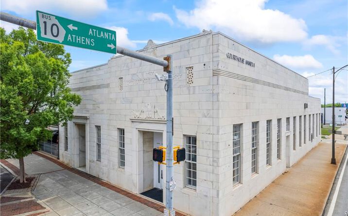 Pictures of Office property located at 100 N Broad Street, Monroe, GA 30655 for sales - image #1