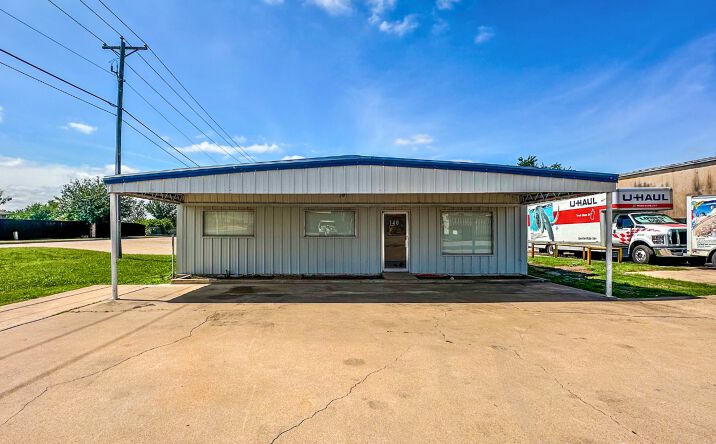 Pictures of Industrial property located at 140 Coin St, Fort Worth, TX 76140 for sales - image #1