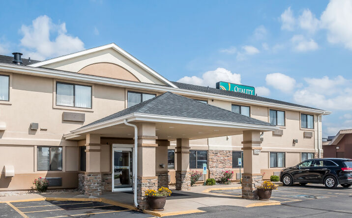 Pictures of Hospitality property located at 209 9th St, Coralville, IA 52241 for sales - image #1