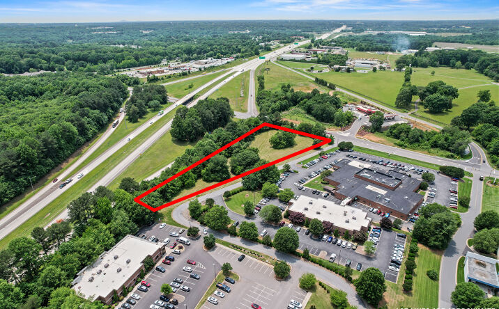 Pictures of Land property located at 122 Sherlock Dr, Statesville, NC 28625 for sales - image #1
