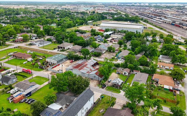 Pictures of Industrial property located at 3416 Sakowitz St, Houston, TX 77026 for sales - image #1