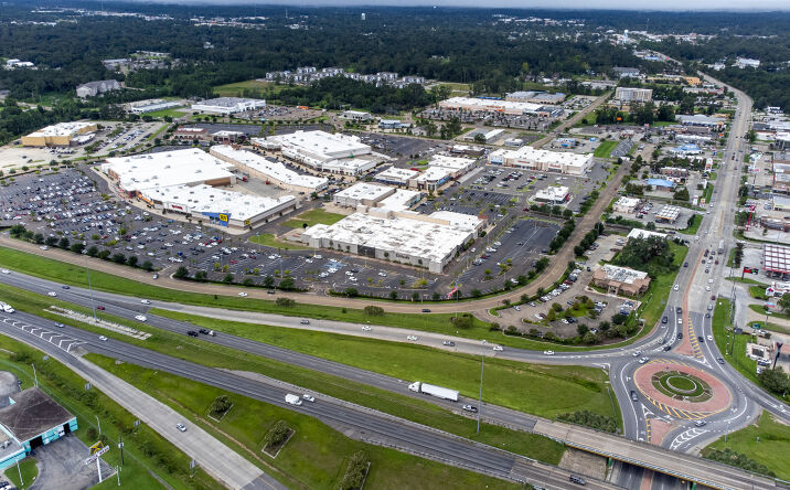 Pictures of Hospitality, Land, Multifamily, Office, Retail property located at 240 Bauerle Rd, Hammond, LA 70403 for sales - image #1