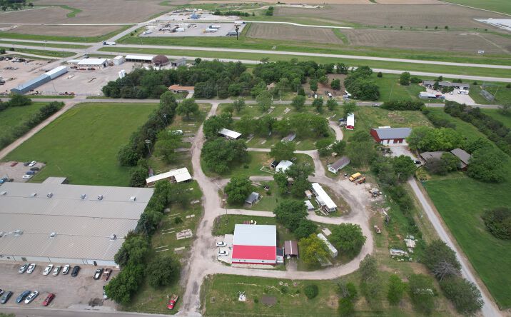 Pictures of Mobile Home Park property located at 400 M St, Belleville, KS 66935 for sales - image #1
